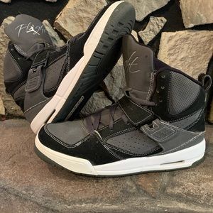 Air Jordan Flight 45 Size 7Y